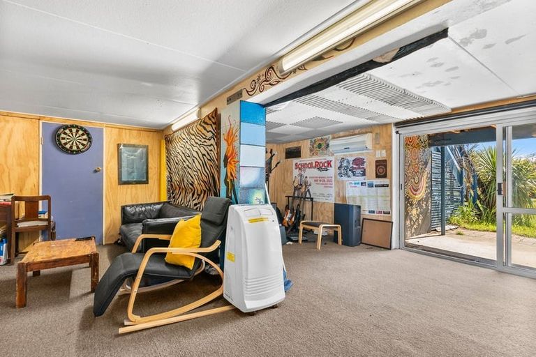 Photo of property in 93 Upton Street, Wanaka, 9305