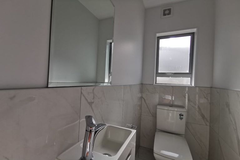 Photo of property in 45 Toanui Road, Hobsonville, Auckland, 0616