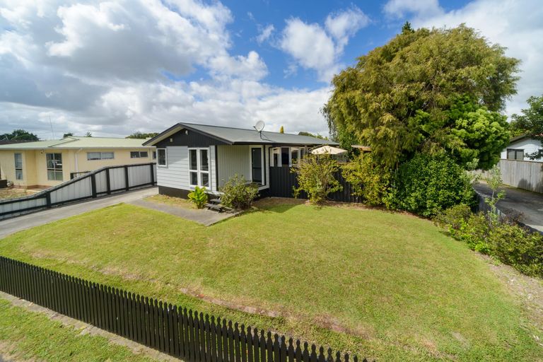 Photo of property in 73 Havelock Avenue, Westbrook, Palmerston North, 4412