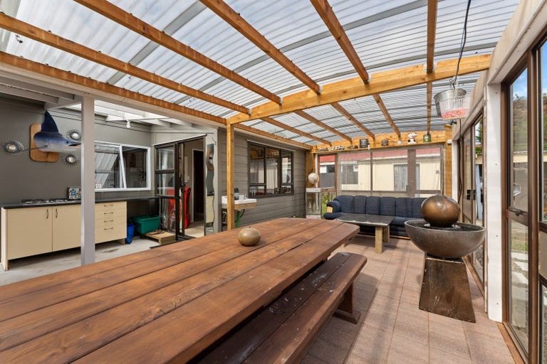 Photo of property in 5 Linklater Avenue, Foxton Beach, Foxton, 4815