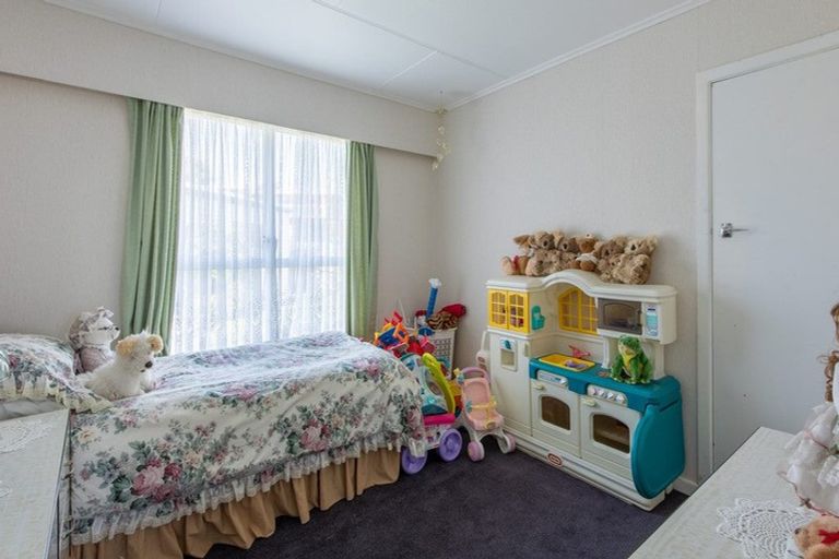 Photo of property in 5 Melrose Street, Spotswood, New Plymouth, 4310