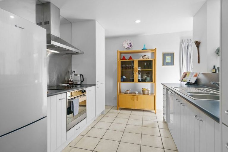 Photo of property in 29d Clare Street, Cambridge, 3434