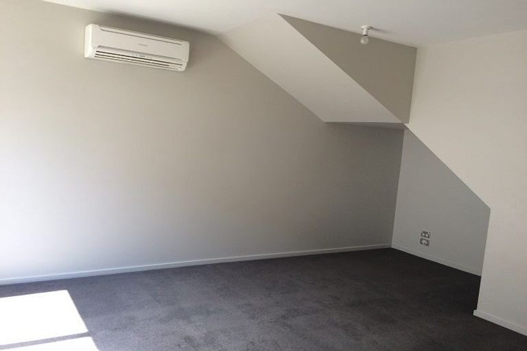 Photo of property in 55c Brockworth Place, Riccarton, Christchurch, 8011