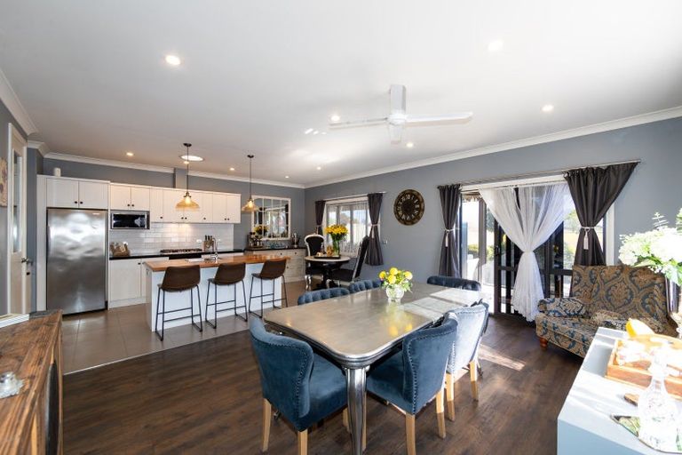 Photo of property in Heynes Place, 24 Heynes Place, Clive, 4102