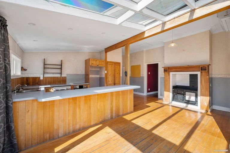 Photo of property in 26 Opaheke Road, Papakura, 2110