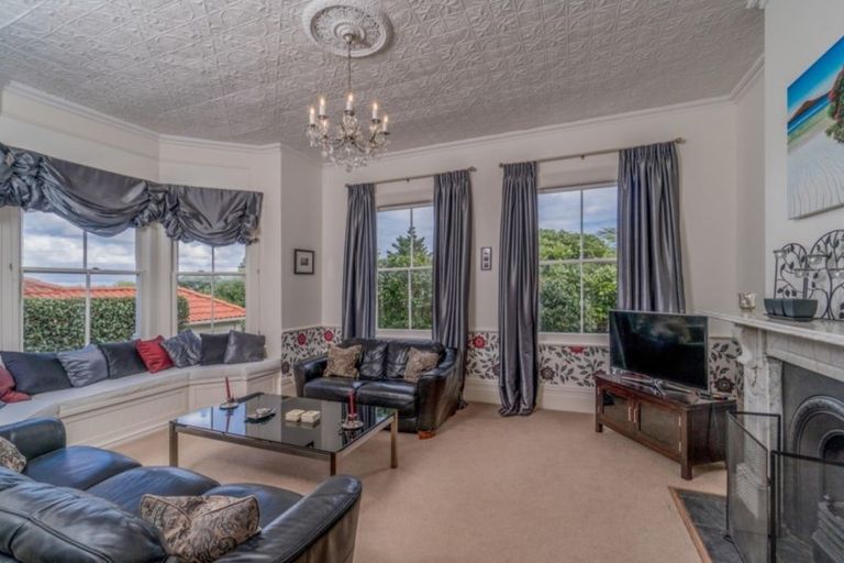 Photo of property in 35 Grey Street, Feilding, 4702