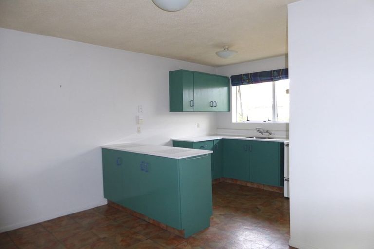 Photo of property in 3/15 Division Street, Riccarton, Christchurch, 8041