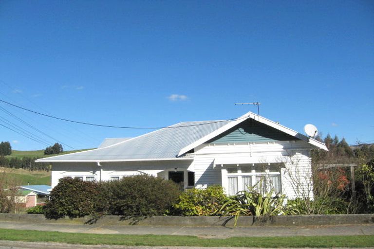 Photo of property in 37 Kaka Road, Taihape, 4720