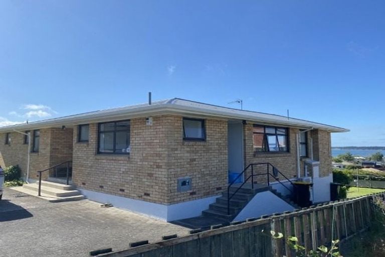 Photo of property in 21 Tirinui Crest Road, Otumoetai, Tauranga, 3110