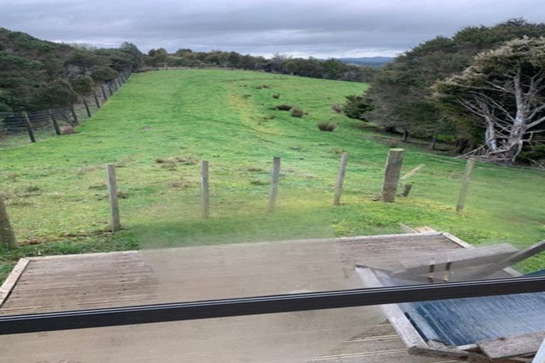 Photo of property in 79 Longs Road, Hikurangi, 0181