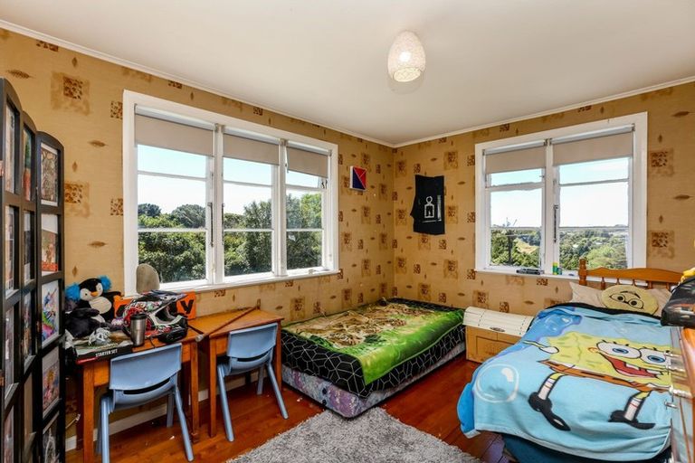 Photo of property in 11 Tothill Street, Frankleigh Park, New Plymouth, 4310