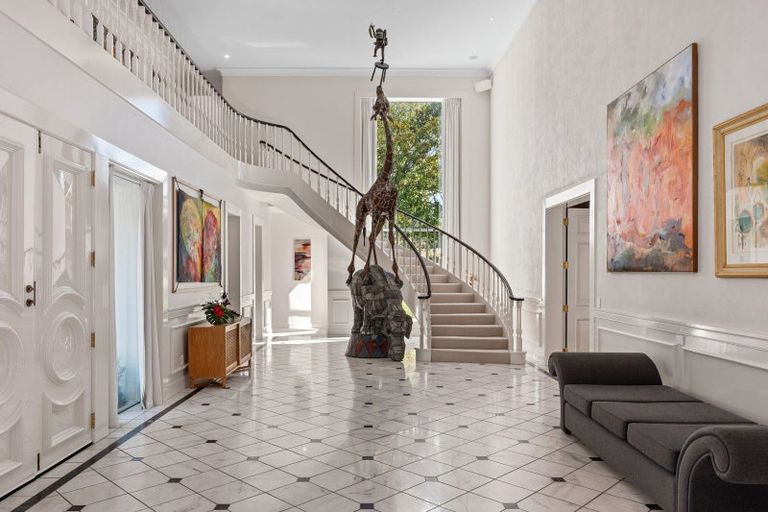 Photo of property in 93 Carlton Mill Road, Merivale, Christchurch, 8014