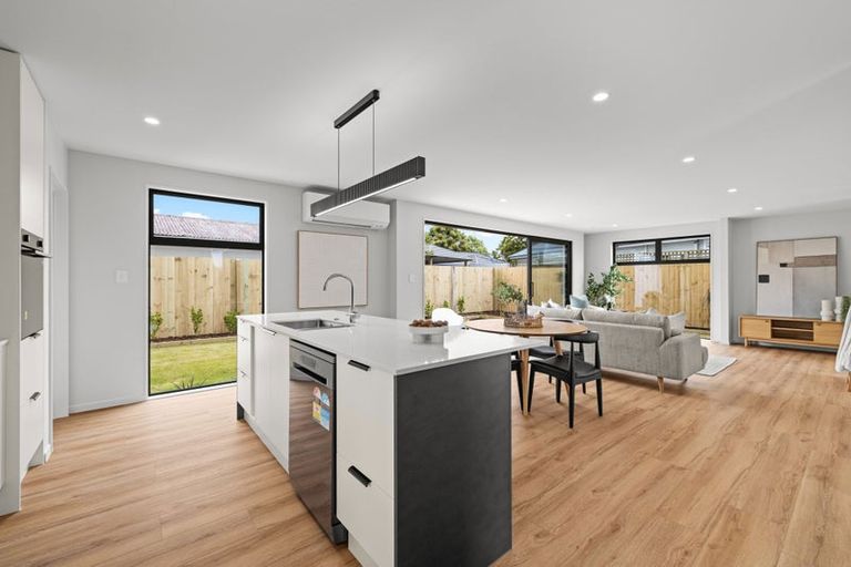 Photo of property in 2/5 Patrick Street, Mairehau, Christchurch, 8013