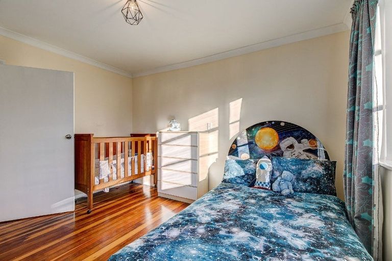 Photo of property in 88 Dimock Street, Titahi Bay, Porirua, 5022