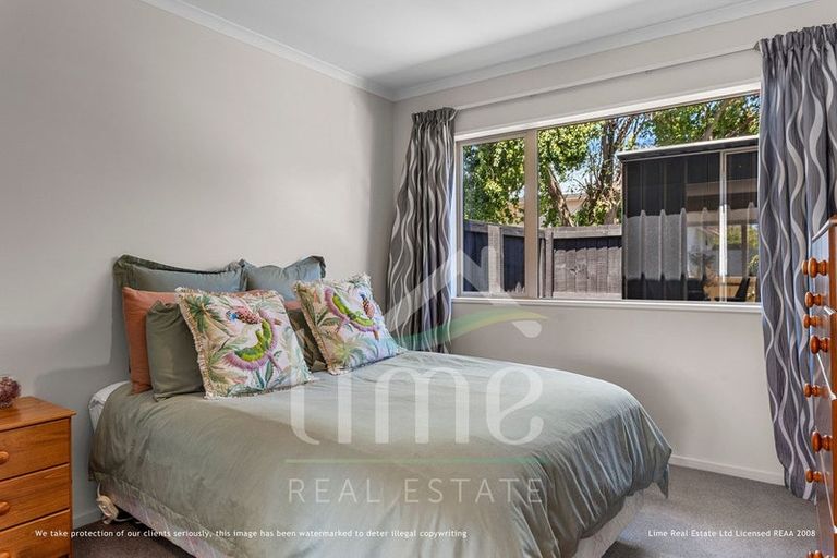 Photo of property in 3 Reeves Road, Rangiora, 7400