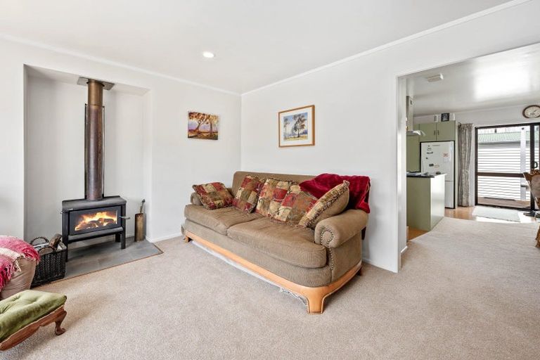 Photo of property in 13 Kahu Street, Ohura, 3926