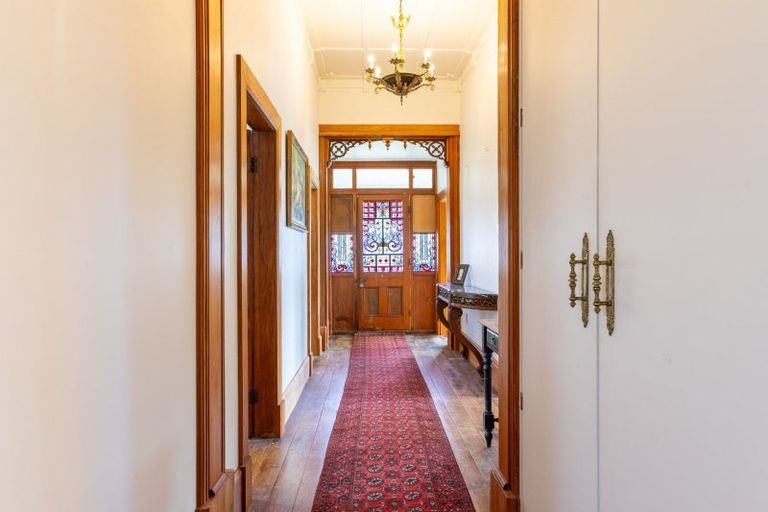 Photo of property in 34 Victoria Avenue, Dannevirke, 4930