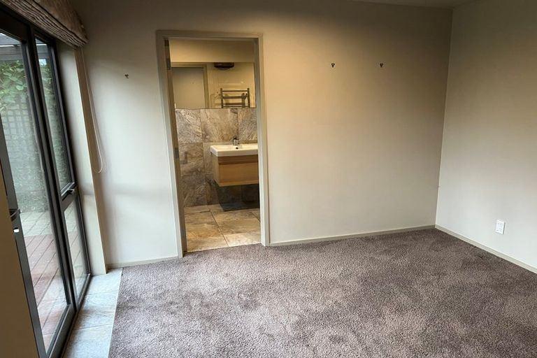 Photo of property in 46 Corbetts Road, Manakau, Otaki, 5583