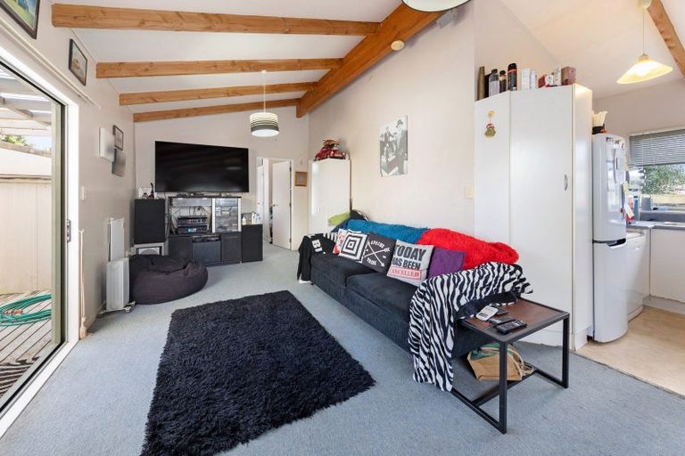 Photo of property in 5 Challinor Street, Pakuranga, Auckland, 2010