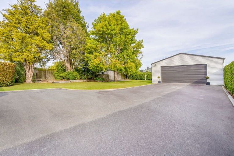 Photo of property in 15 Home Street, Winton, 9720