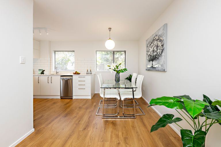 Photo of property in 7/35 Wairakei Street, Greenlane, Auckland, 1051