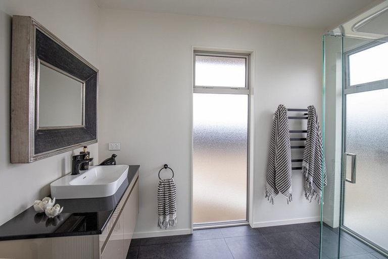 Photo of property in 10 Willoughby Place, Clyde, 9330