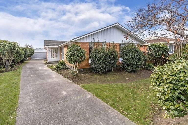 Photo of property in 14 Glenside Avenue, Ilam, Christchurch, 8041