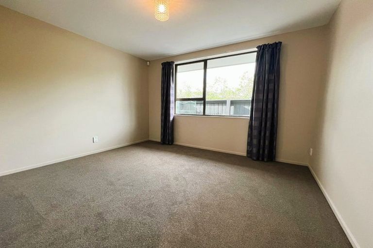 Photo of property in 2/41 Inwoods Road, Parklands, Christchurch, 8083