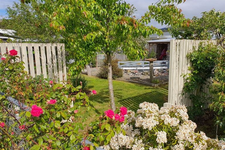 Photo of property in 8 Smith Street, Waimate, 7924