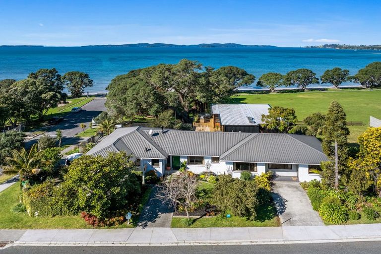 Photo of property in 1 Moana Terrace, Snells Beach, 0920