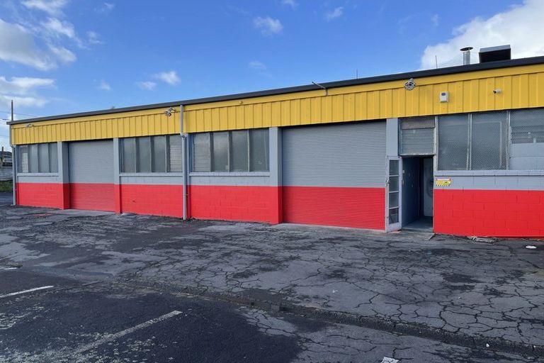 Photo of property in 2/288 Great South Road, Papakura, 2110