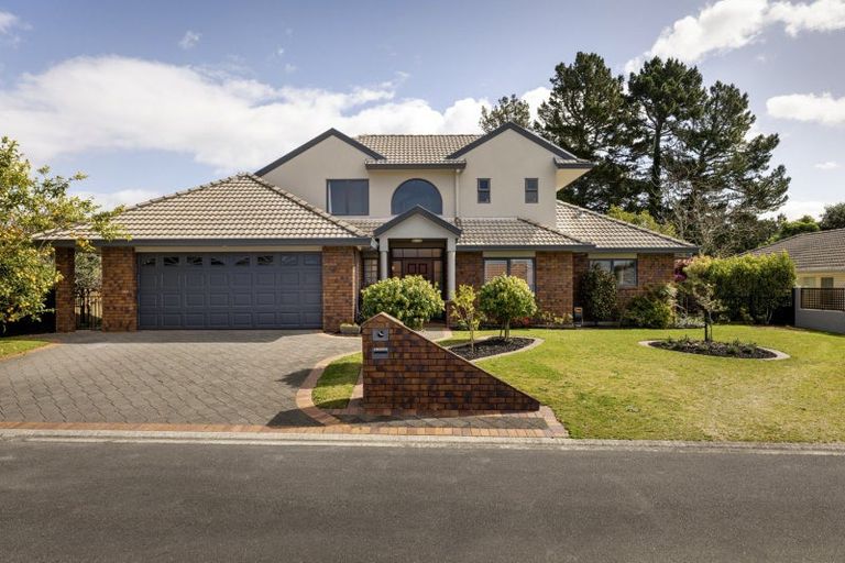 Photo of property in 19 Stableford Drive, Pyes Pa, Tauranga, 3112