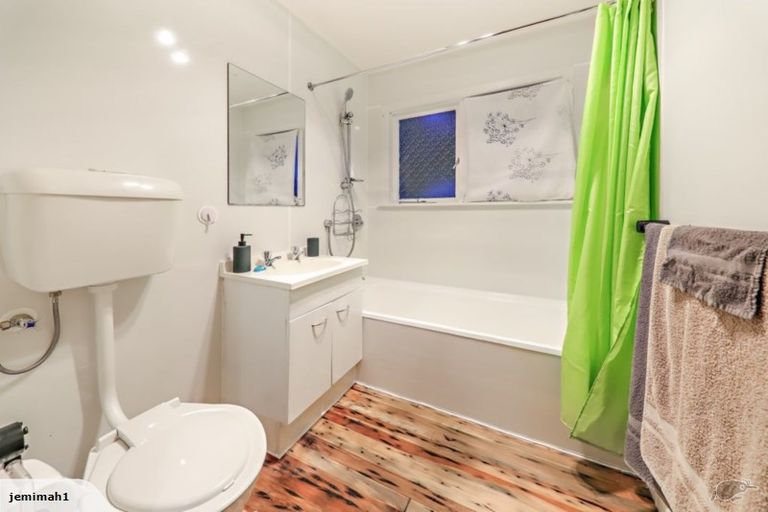 Photo of property in 2/27 Shirley Avenue, Papakura, 2110