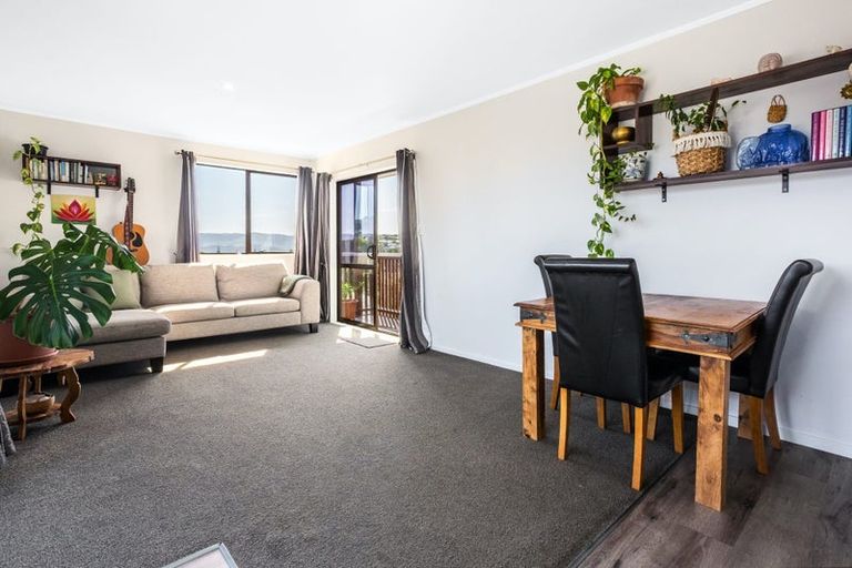 Photo of property in 37 Beaumaris Crescent, Ascot Park, Porirua, 5024