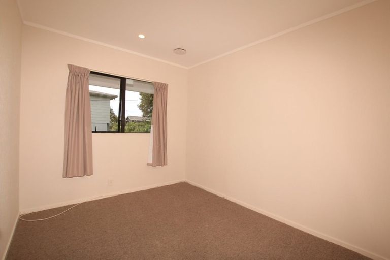 Photo of property in 4/57 Nikau Street, New Lynn, Auckland, 0600