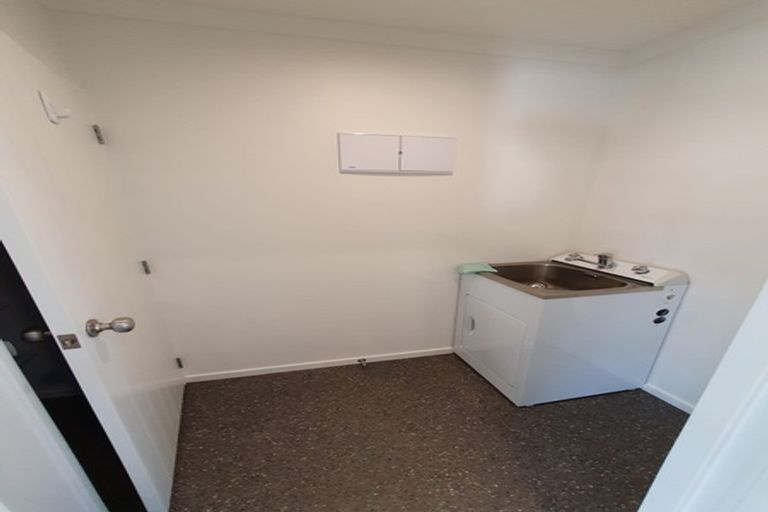 Photo of property in 11a Denbigh Place, Awapuni, Palmerston North, 4412