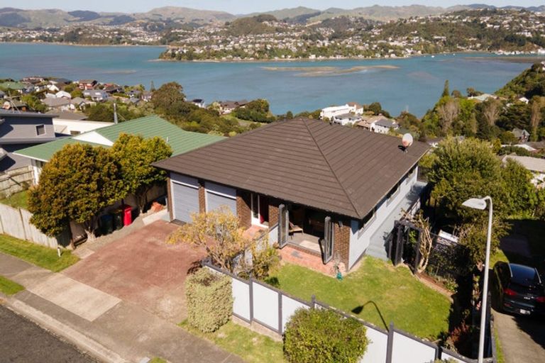 Photo of property in 10 Bodmin Terrace, Camborne, Porirua, 5026