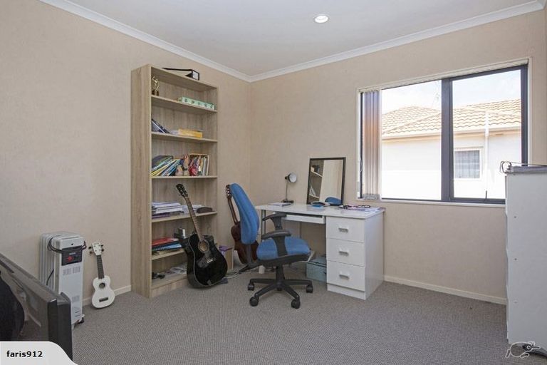 Photo of property in 109 Wayne Francis Drive, Flat Bush, Auckland, 2016