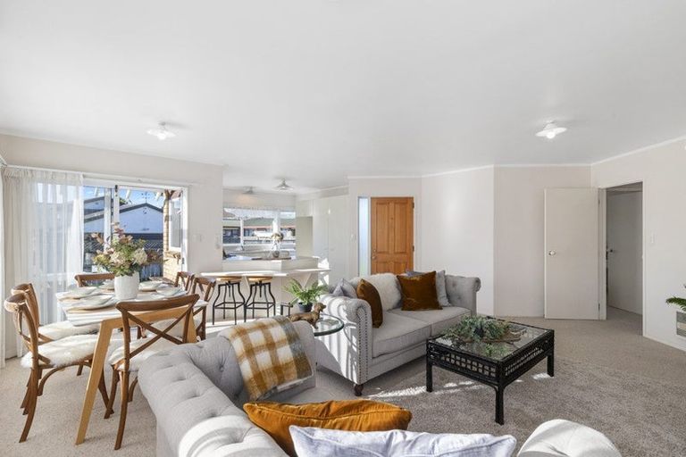 Photo of property in 51a O'connor Drive, Pukekohe, 2120