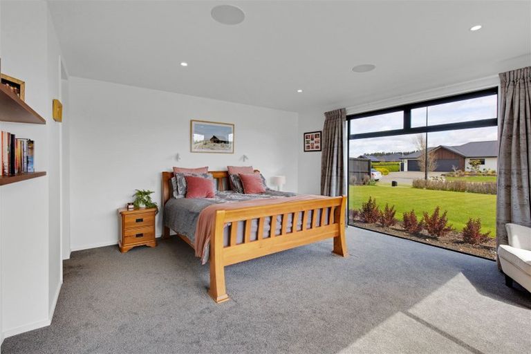 Photo of property in 44 Silver Peaks Drive, West Melton, 7618