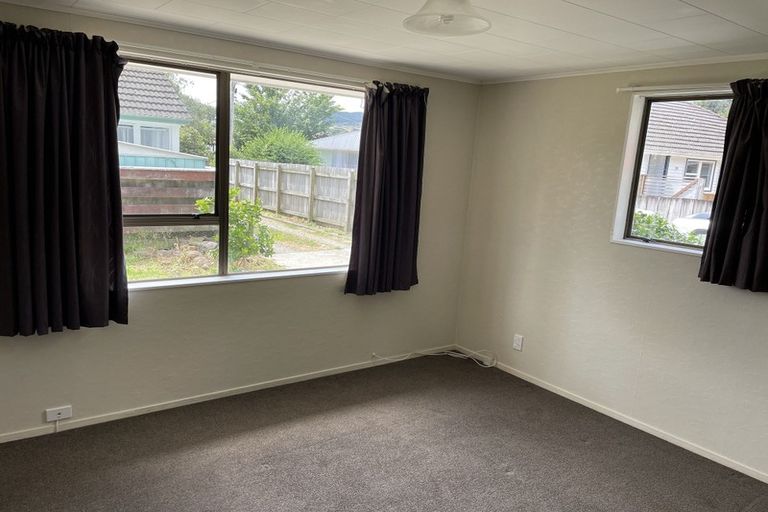 Photo of property in 2/97 Thackeray Street, Trentham, Upper Hutt, 5018