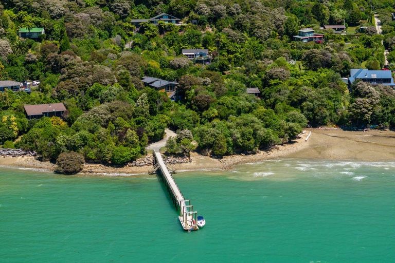 Photo of property in 236 Moetapu Bay Road, Moetapu Bay, Picton, 7282