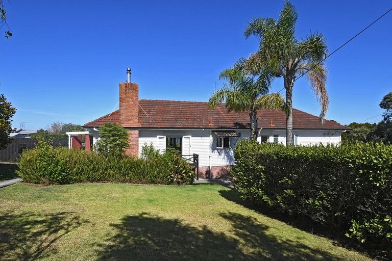 Photo of property in 10 Totara Road, Leigh, 0985