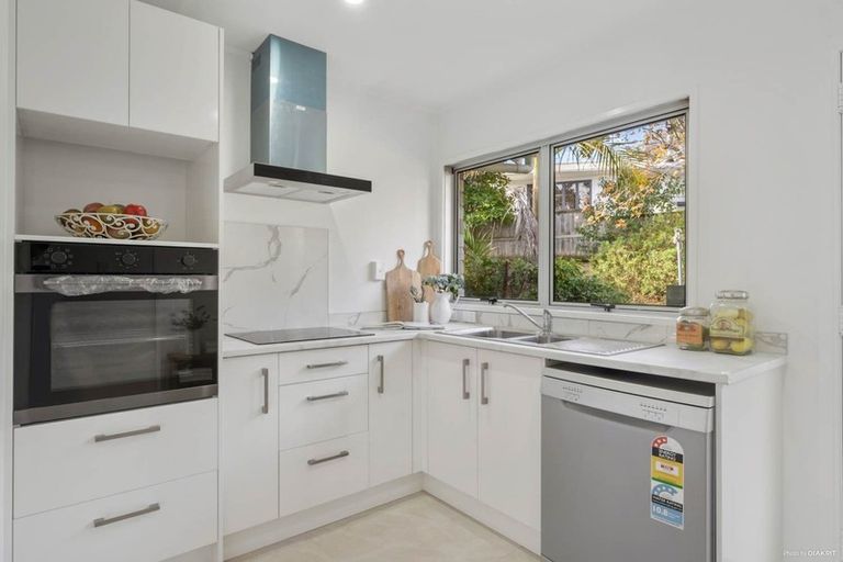 Photo of property in 2/21 Cosy Place, Howick, Auckland, 2014