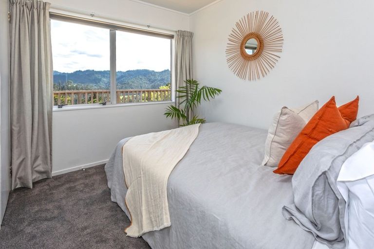 Photo of property in 8 Ridge Road, Tairua, 3508