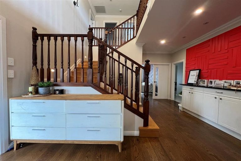 Photo of property in 16 Evelina Lane, Flat Bush, Auckland, 2019