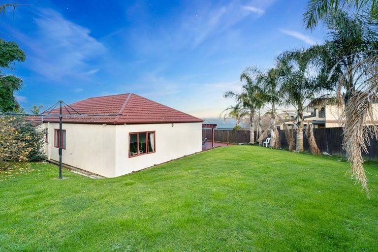 Photo of property in 73 Rathmar Drive, Manurewa, Auckland, 2105