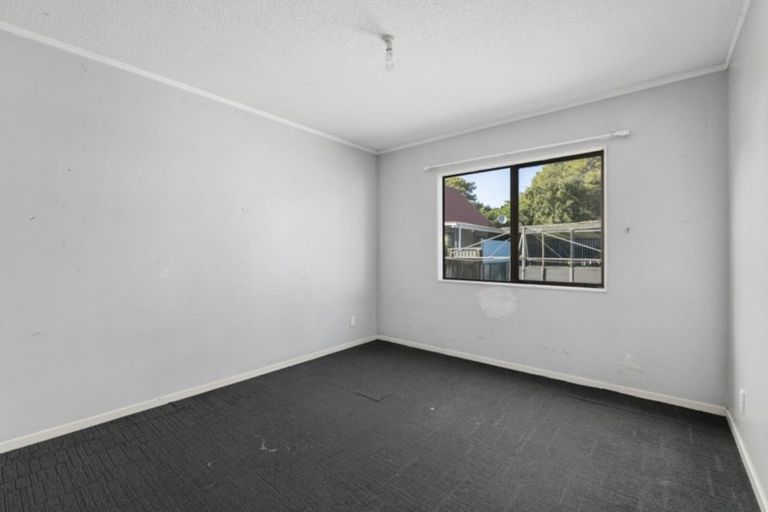 Photo of property in 20 Elizabeth Street, Moera, Lower Hutt, 5010