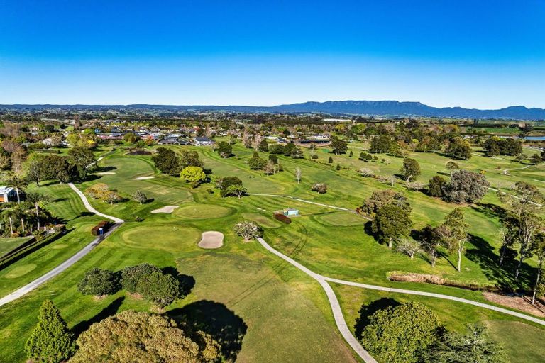 Photo of property in 37 Coppelia Avenue, Omokoroa, 3114