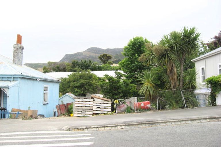 Photo of property in 35 Oxford Street, Lyttelton, 8082